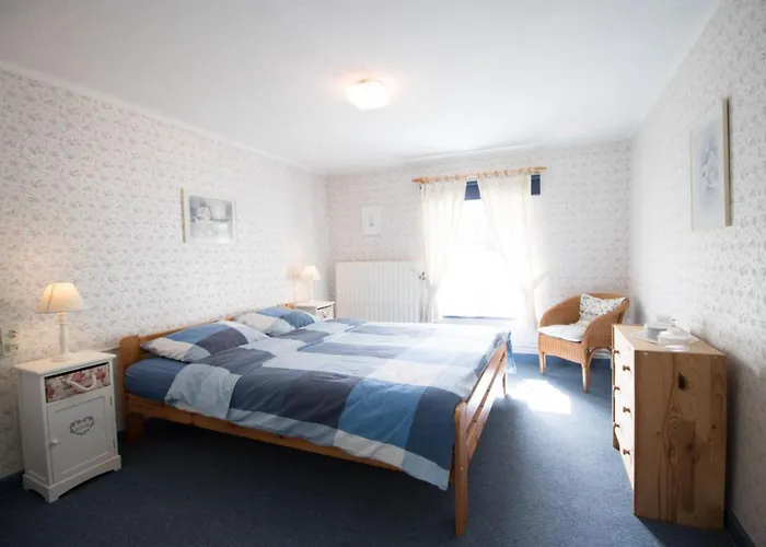 Carmius - Back To Simple Life Burg Reuland